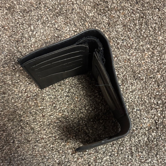 wallet - Picture 8 of 9